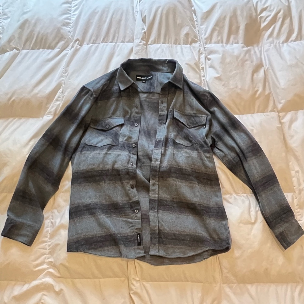 Men's Gray Plaid Shirt